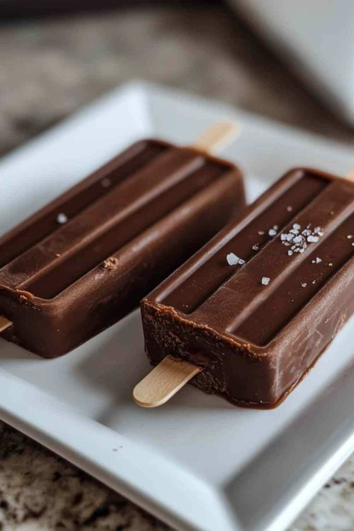 Préparation de la base chocolatée pour fudgesicles maison